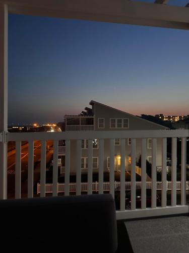 Beach House in heart of NYC photo 2