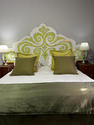 Rabbit Hole Hotel photo