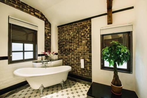 Bathroom, Botanica Mansion Balik Pulau in Balik Pulau