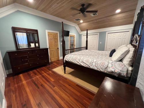 Hidden Gem Exuma - KING BED master suite and central air