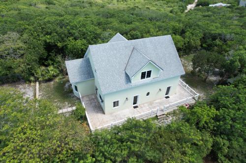 Hidden Gem Exuma - KING BED master suite and central air