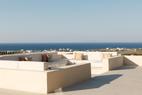 Elysian Retreat - Adults Only - Tap to explore photos