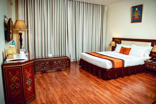 room detail thumbnail 1