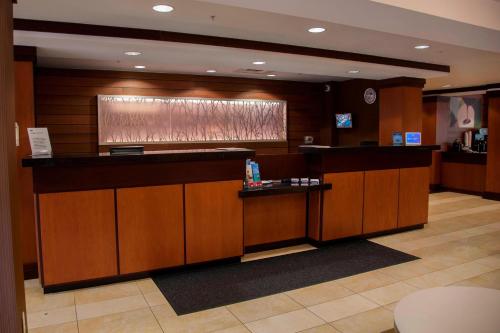 Fairfield Inn & Suites Bedford