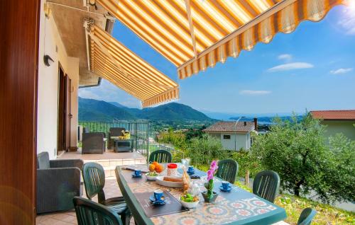  Villa Isedo con vista Lago in Villanuova sul clisi