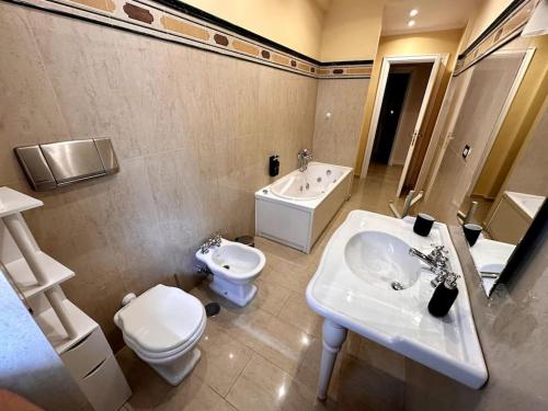 Luxurious flat close to the Vatican/metro, Rome (photo 7)