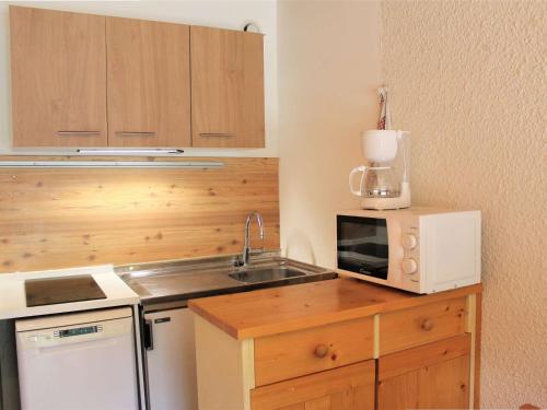 Appartement Vars 1 pièce 2 personnes - FR-1-330B-131 - main image