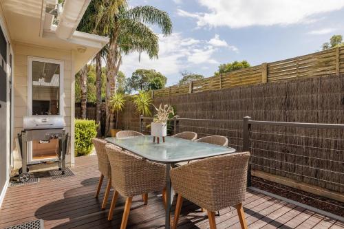 บริการและสิ่งอำนวยความสะดวก, The Tides by Ready Set Stay - BYO LINEN & TOWELS in ซิลเวอร์ลีฟส์
