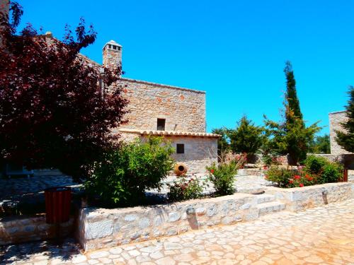 A szálláshely kívülről, Pirgoi Edem in Pyrgos Dyrou