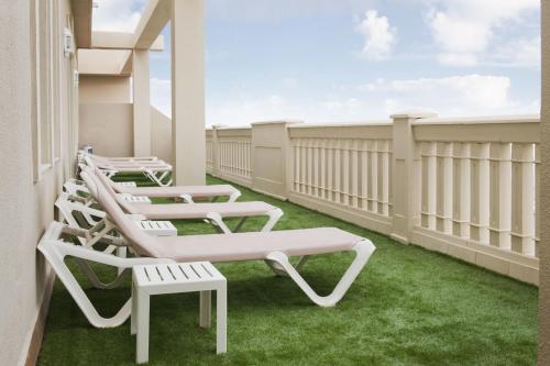 Elba Motril Beach & Business Hotel - main image