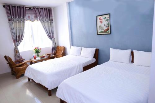 Quadruple Room room in Boy's House
