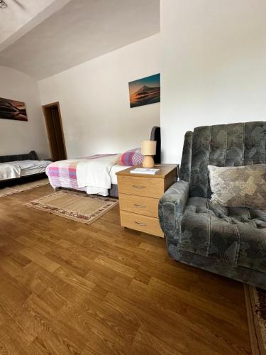 Apartment Radić 2 (Apartment Radic 2) in Doljani Zumberacki