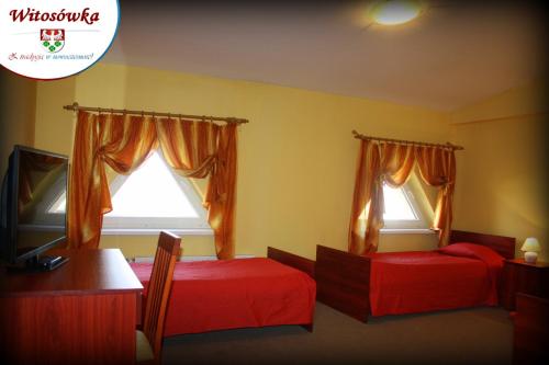 3 twin beds