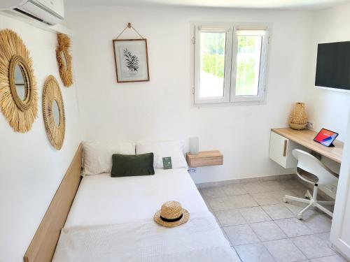 Chambre climatisée lit double - Proche tram & Centre