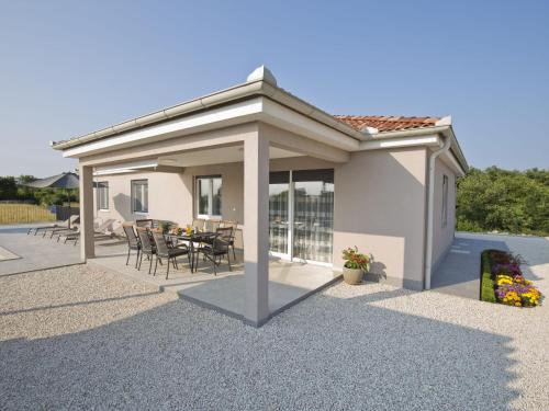Villa in Kanfanar with Private Pool, Kanfanar (Canfanaro) (foto 6)