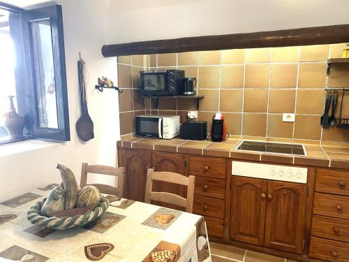 keuken, Casa Del Amigo Carmelo in Ye