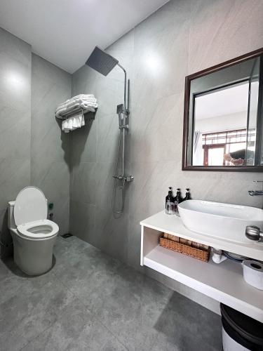 HAKU HOME Mini Apartments & Homestay - 화장실
