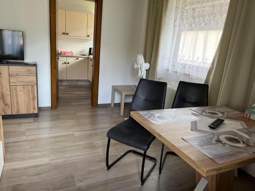 Pension Steiner, 6143 Matrei am Brenner, Brennerstr 18b!Check-in between 15 - 21 o'clock!! No breakfast 3