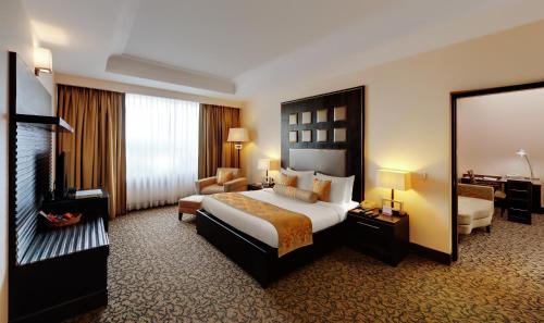 room detail thumbnail 1
