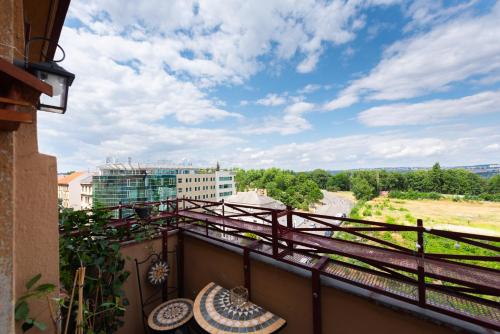 Victoria Design Stays - Premium Apartment Ohrada, Prague (photo 6)