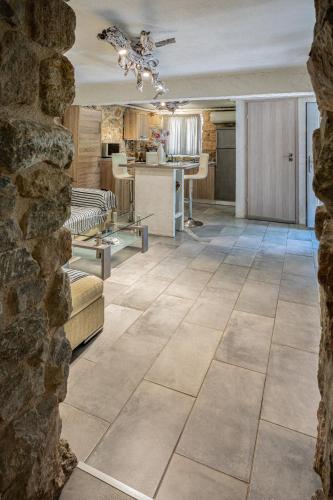 Stone House, Atény (fotografie 7)