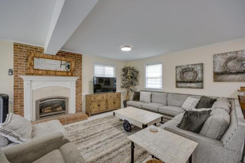 Mechanicsville Vacation Rental about 8 Mi to Richmond in Mechanicsville, USA