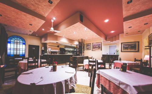 Quari Hotel Restaurant & Pizza