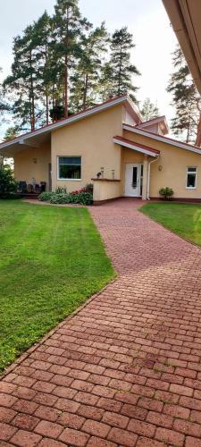 Villa Tammikallio Guest House, near the airport - Kodikas vierasmaja Tuusulassa
