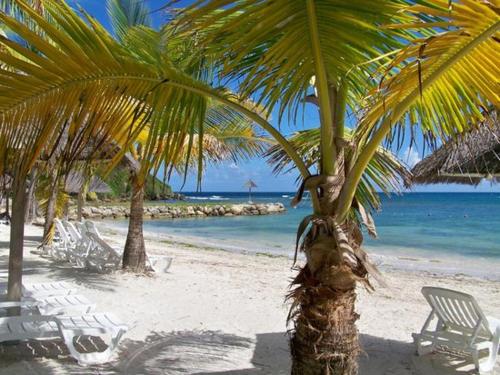 Beach, Maison bord de mer, belle vue, calme et confort in Berard