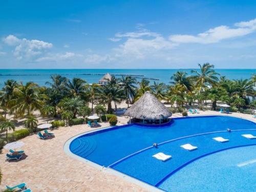 Villa Castello- Water Views & Resort Amenities in Riversdale