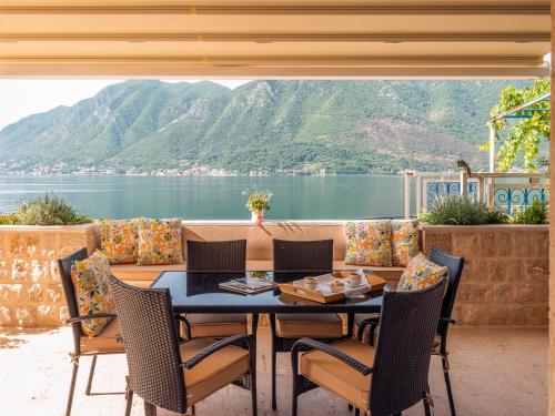 Balkon/teras, Villa Feliz in Kotor
