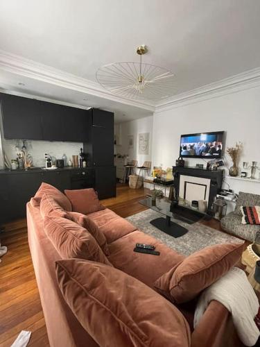 Bel appartement haussmannien proche Montmartre, Paris (photo 6)