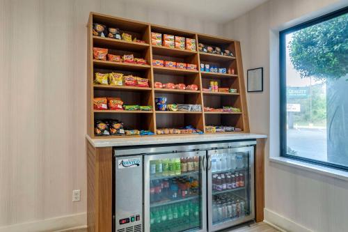 Quality Inn & Suites Chattanooga - image 10