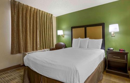 Extended Stay America Select Suites - Denver - Aurora South