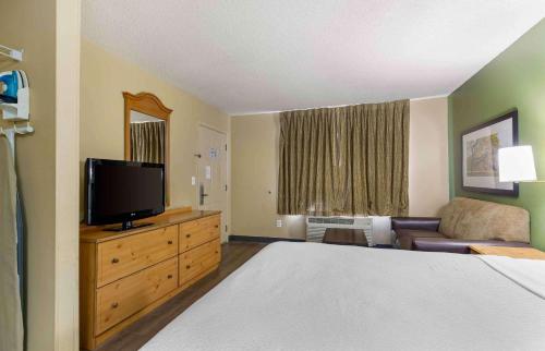 Extended Stay America Select Suites - Denver - Aurora South