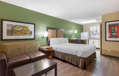 Extended Stay America Select Suites - Denver - Aurora South