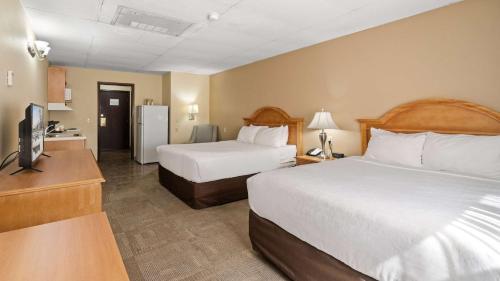 Clarion Hotel & Suites Fairbanks near Ft. Wainwright