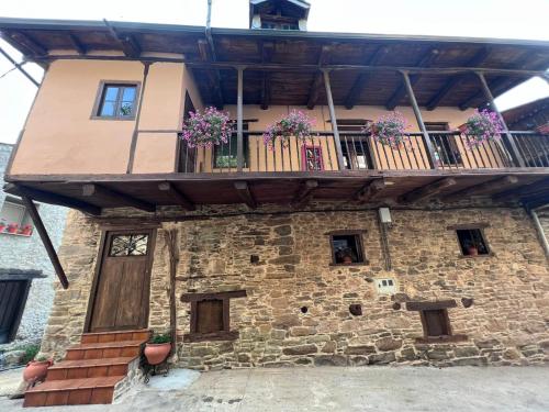 El Rincón del Val (El Rincon del Val) in Borrenes