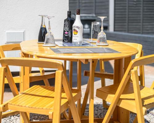 Kilátás, Modern and Stylish 1-Bedroom Guesthouse near M6 J10 Perfect for Business Stays & Couples Free Parkin in Bentley