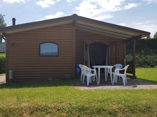 Detached chalet with terrace, surrounded by nature