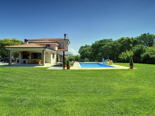 Villa in Rovinj with Private Pool and Sea Nearby, Rovinjsko Selo (foto 8)