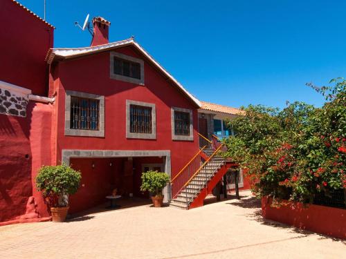 beautiful 5 bedroom property with sea view, private tennis court private pool