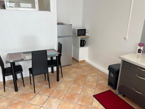 Instalaciones, Appartement cosy et bien situé (Appartement cosy et bien situe) in Fort-de-France