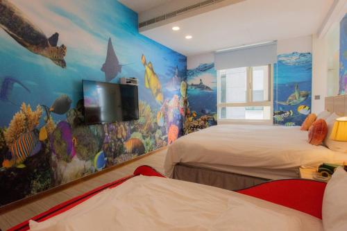 room detail thumbnail 1