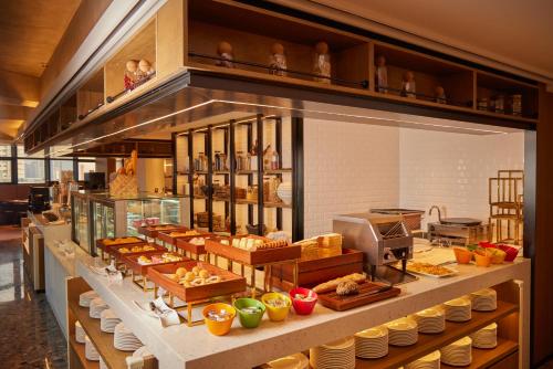 餐飲選擇, 深圳寶安福朋喜來登酒店 (Four Points by Sheraton Shenzhen Bao'an) in 寶安區