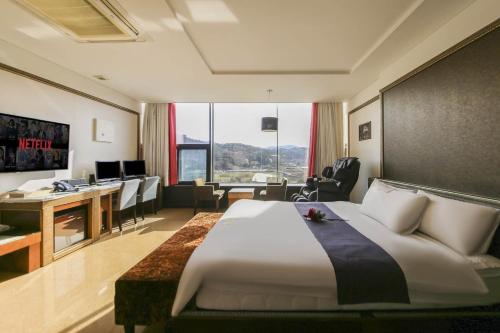 hotel photo