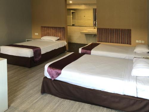 客室, ホテル シナル 1 (Hotel Sinar 1) near ジュアンダ国際空港