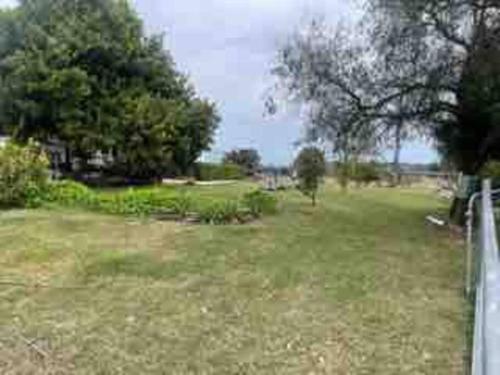 Mt Emlyn Farm Cottage in Millmerran