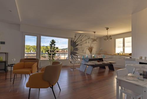 Superior Apartment room in L'échappee du 36 - 4 chambres dans le Triangle d'Or à 100m du lac parking gratuit