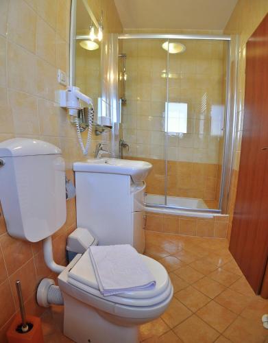 Guest House Bakica - main image